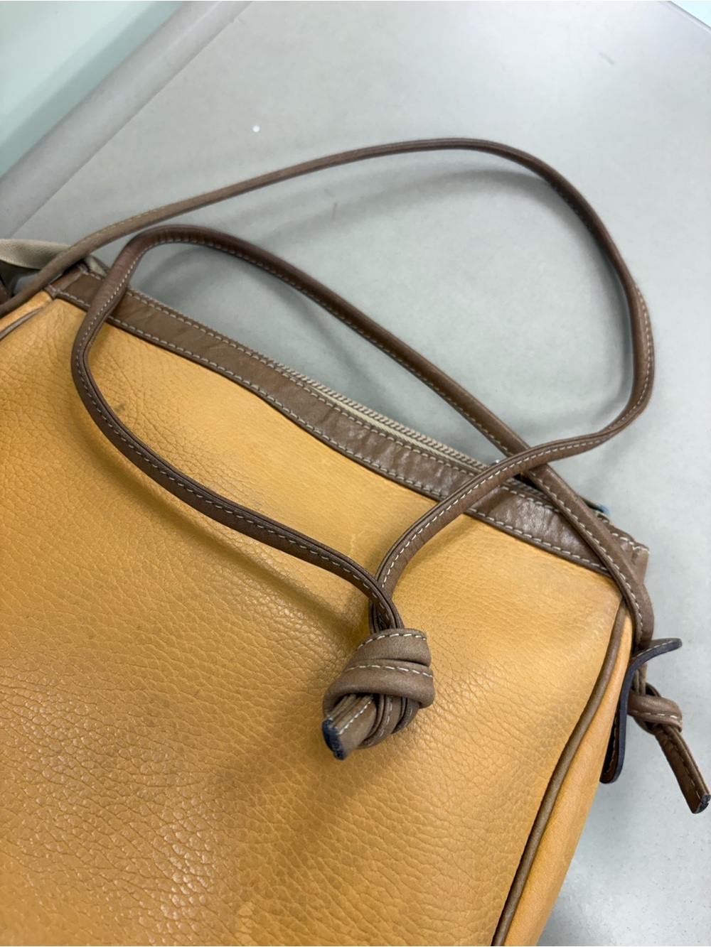VTG LOEWE Anagram Embossed Grained Leather Crossbody Shoulder Bag Mustard Tan - Picture 13 of 16